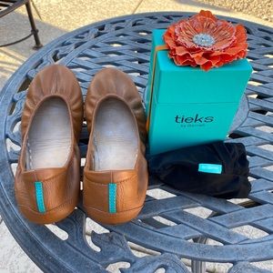 Tieks